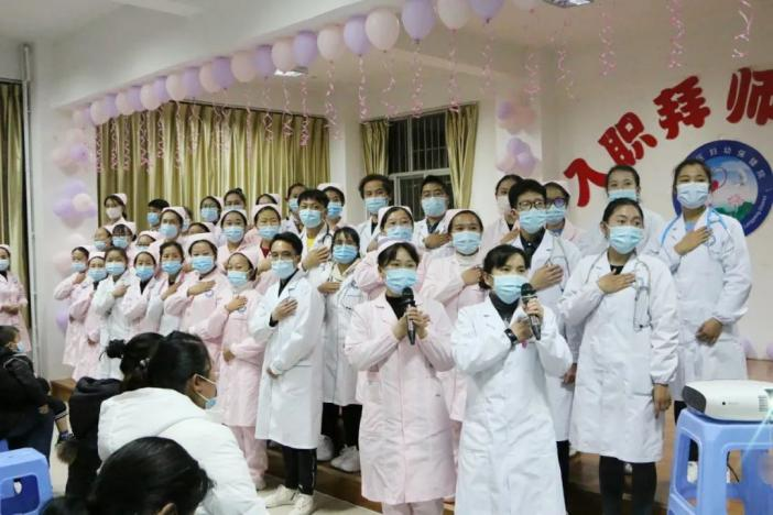 青春携手 未来可期! 隆阳区妇幼保健院举办新职工入职欢迎会