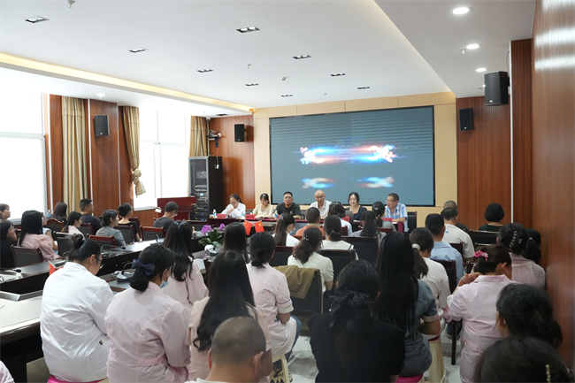 省级专家到隆阳区妇幼保健院开展业务指导及专题授课
